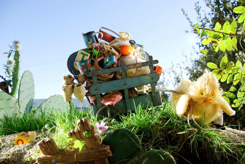 Calamity Chick © 2014 Olivier Toppin -- Used With Permission